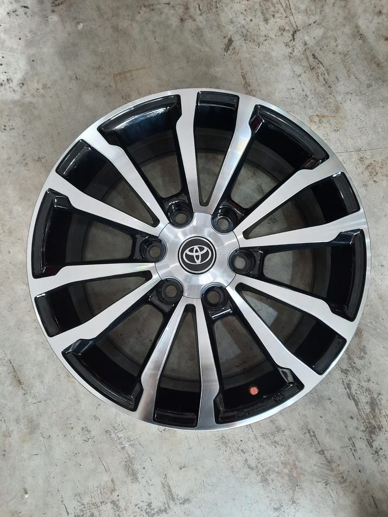 ARO REPLICA TOYOTA 18X7.5 R18 6/139