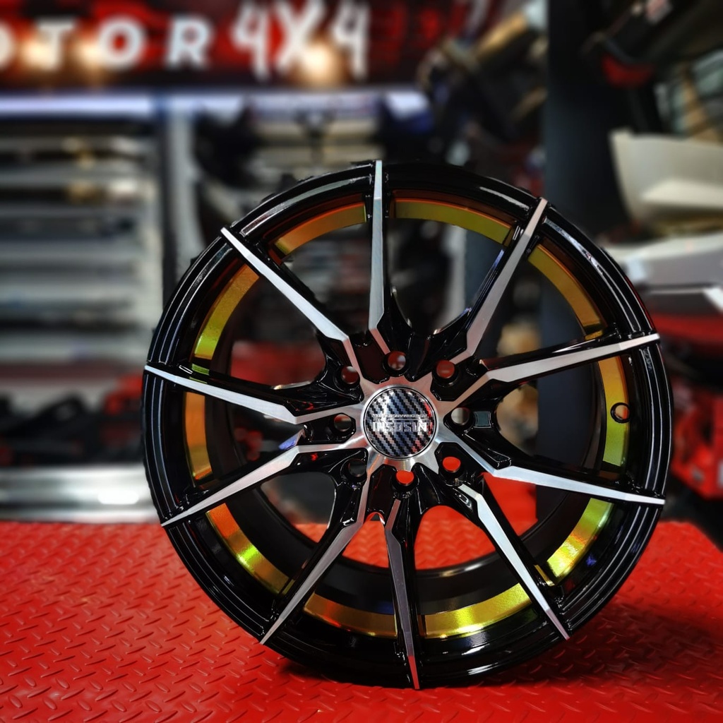 ARO R15X7 8/100-114.3 MB+GOLD UC RUNS027