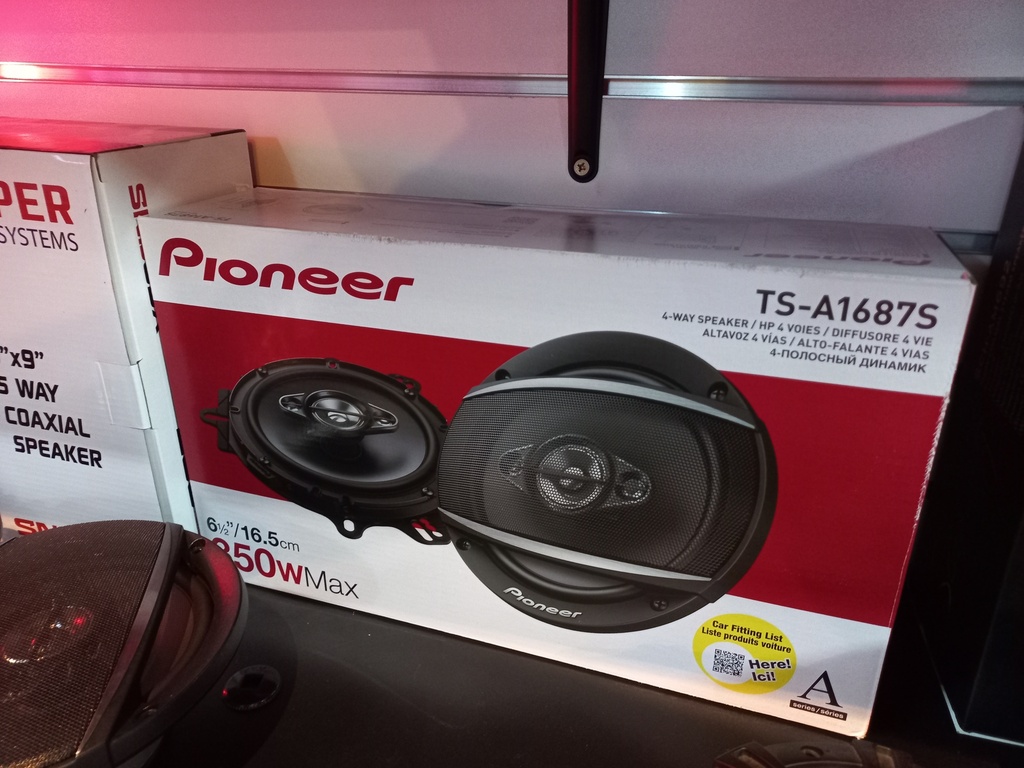 BOCINAS PIONEER 6 1/2  TSA1687S 16 CTM 4 VIAS 350 WATTS